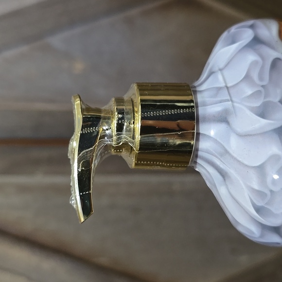 NIP Hempz Pumpkin Spice & Vanilla Chai Herbal Body Moisturizer Limited  Edition - Picture 5 of 7